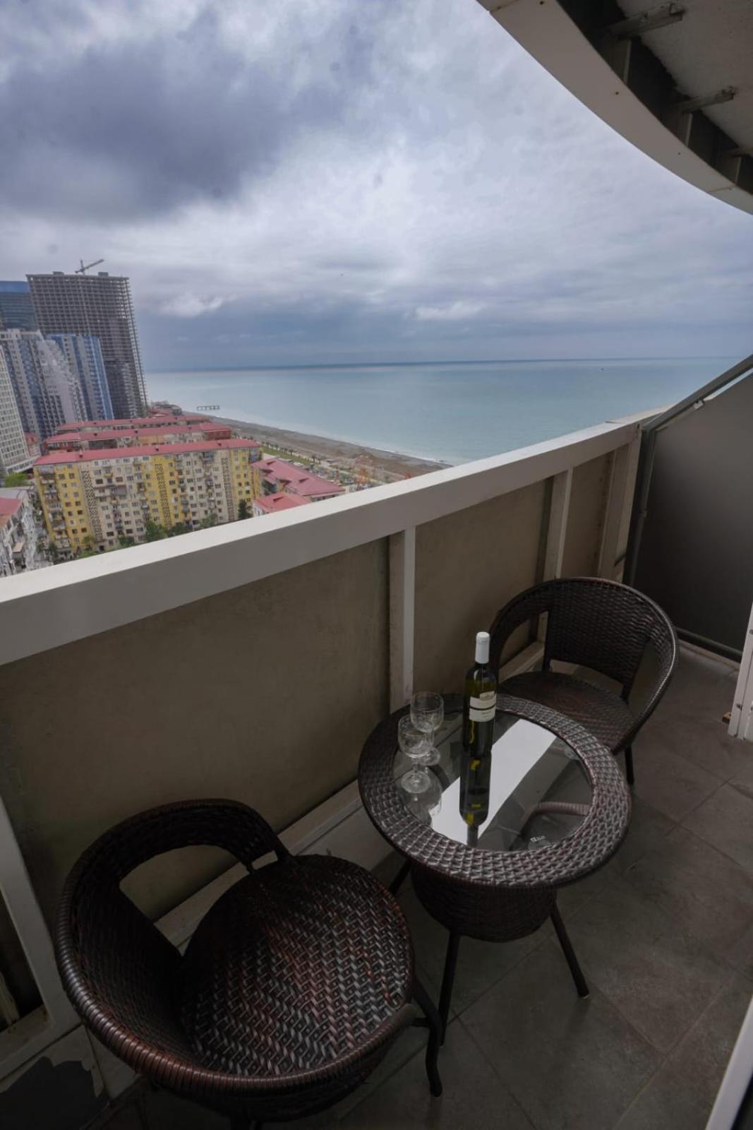 Apartment Orbi Dado Батумі Екстер'єр фото