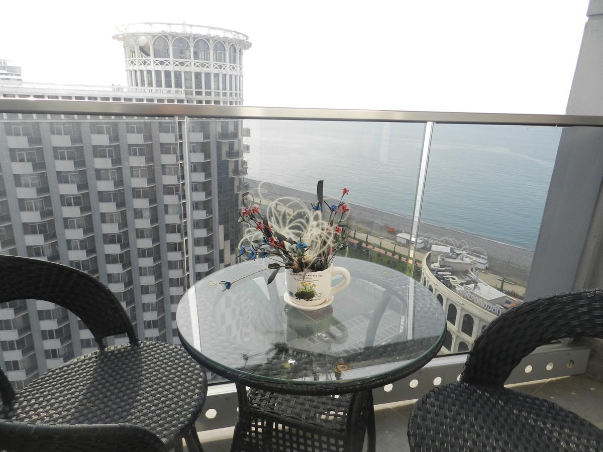 Apartment Orbi Dado Батумі Екстер'єр фото