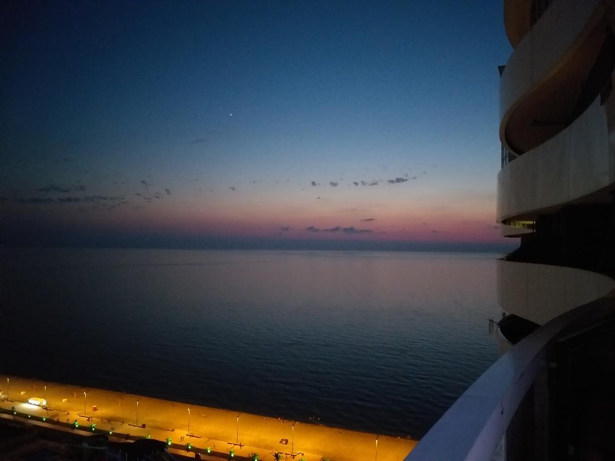 Apartment Orbi Dado Батумі Екстер'єр фото